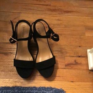 Black wedge heel